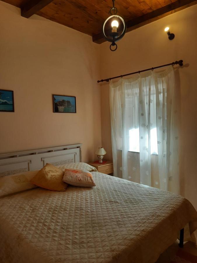 Astoria Tropea Centro Storico Exterior foto